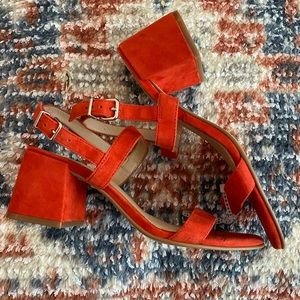 Gianni Bini block heel sandal